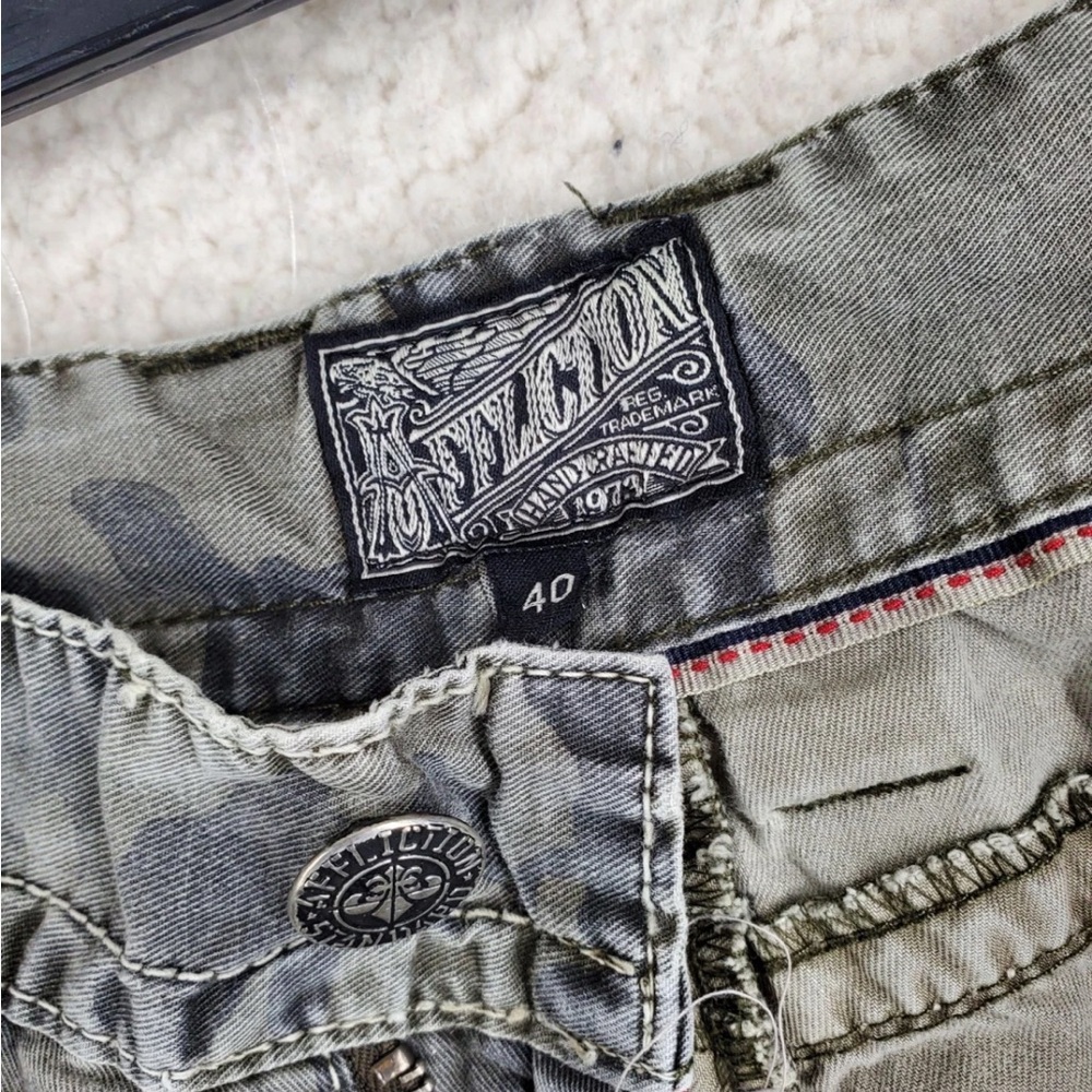 Affliction Jort Shorts Cargo Camo Mens 40 Grunge Gray Black Relaxed Fit (39x12) - Picture 3 of 13